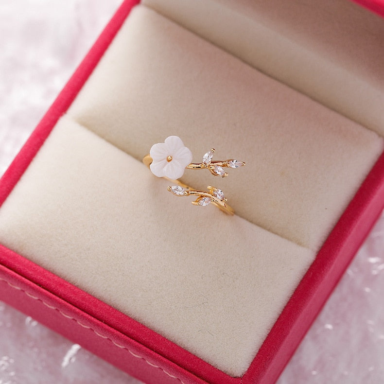 Korea's New Exquisite Crystal Flower Ring Fashion Temperament Sweet Versatile Love Opening Ring Female Jewelry