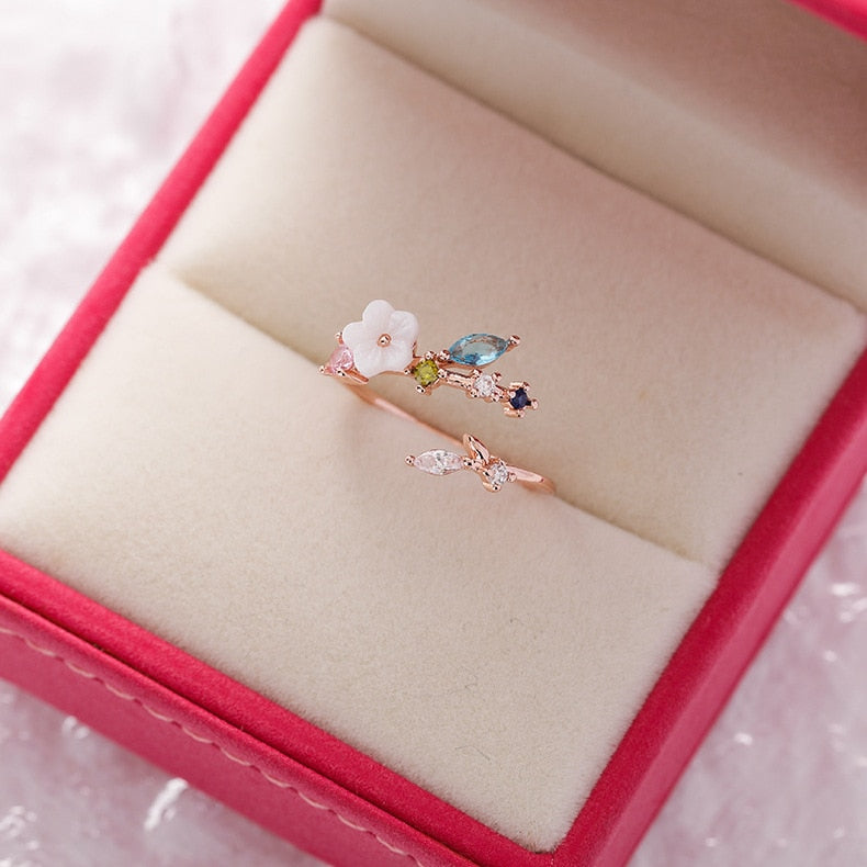 Korea's New Exquisite Crystal Flower Ring Fashion Temperament Sweet Versatile Love Opening Ring Female Jewelry