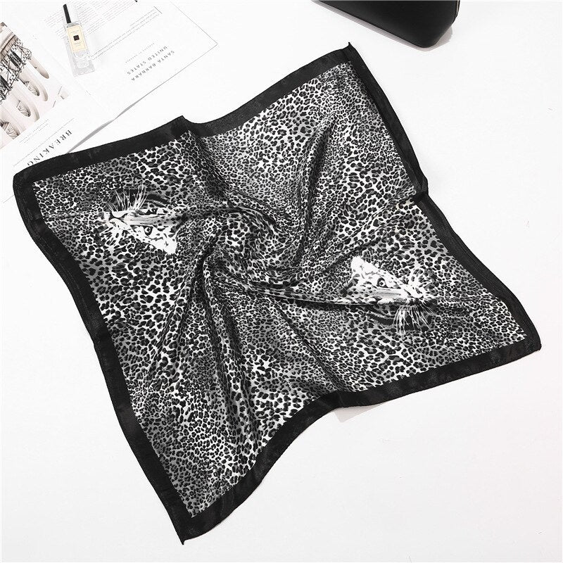 Scarf Satin Bandana Kerchief Silk Women's Luxury Brand Designer Summer Small Bag Wrap Retro Paisley Scarves Muslim Islamic