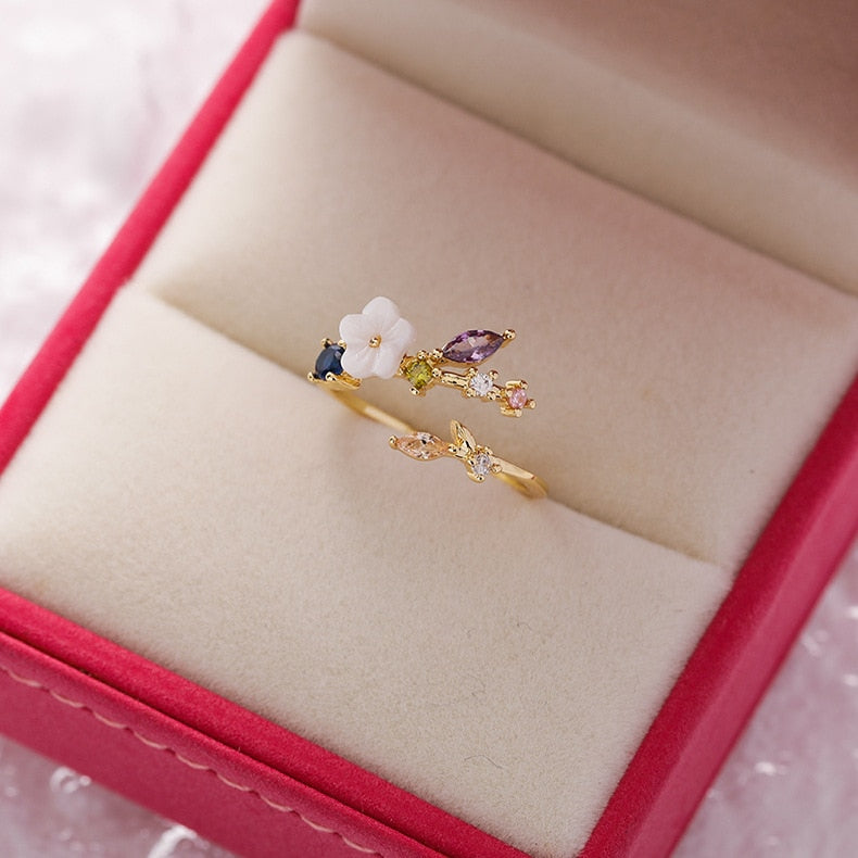 Korea's New Exquisite Crystal Flower Ring Fashion Temperament Sweet Versatile Love Opening Ring Female Jewelry