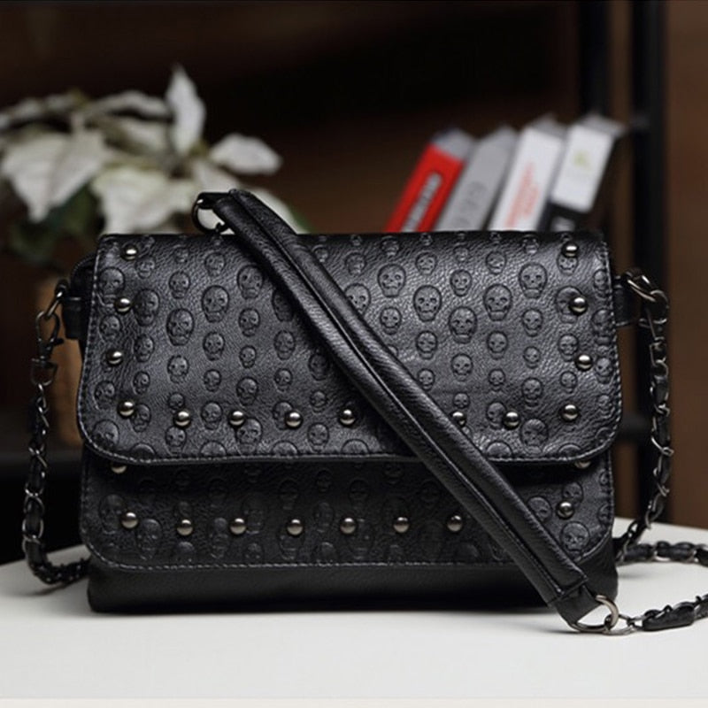 JIEROTYX England Style Skull Women Crossbody Bag Leather Small Skull Shoulder Bag Chain Luxury Clutch Women Bags Designer Drop