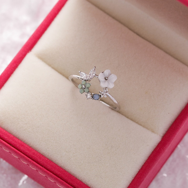 Korea's New Exquisite Crystal Flower Ring Fashion Temperament Sweet Versatile Love Opening Ring Female Jewelry