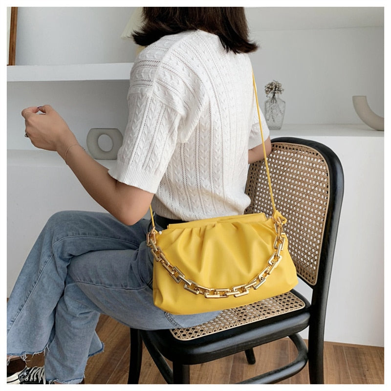 2022 Retro Women Dumplings Messenger Bag Designer Chain New Fashion Cloud Female Crossbody Shoulder Bag Tide Handbag Clutch Bag