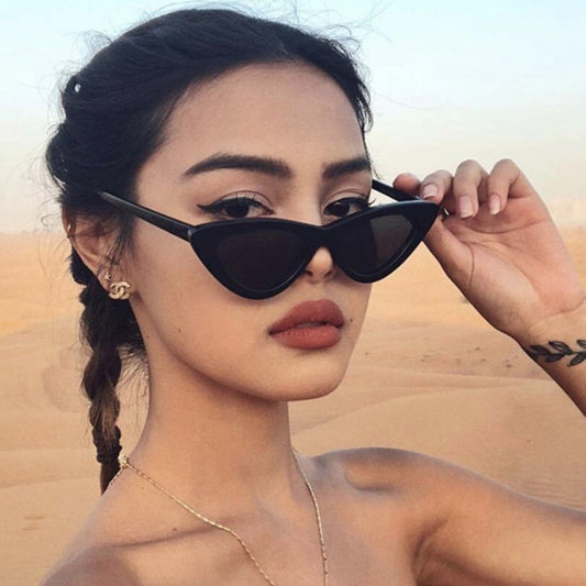 LONSY Fashion Cute Sexy Ladies Cat Eye Sunglasses Women Vintage Retro Small Triangular Cateye Glasses Female Oculos De Sol UV400